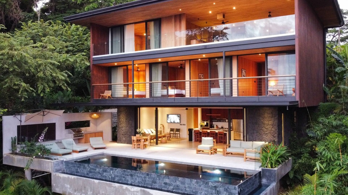 Santiago Villa | Aguamadera Villas. Ocean View and Jungle Luxury! AC, Wi-Fi, 5BR, Infinity Pool