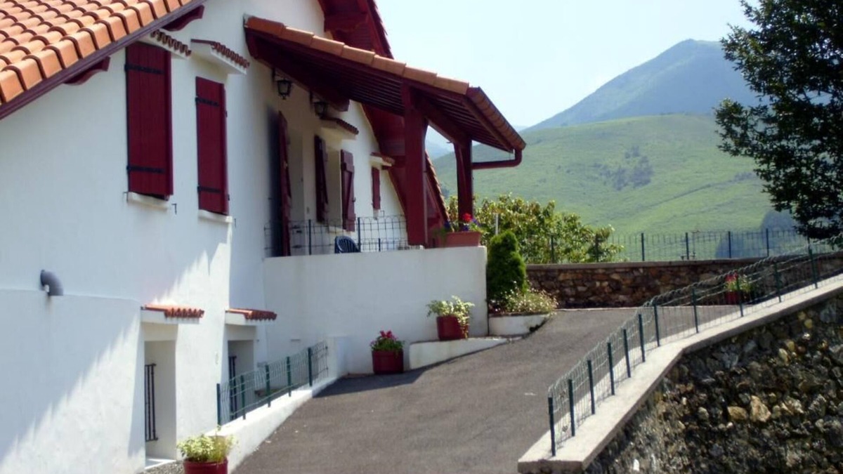 Macaye House | Aguerrea - Macaye - Gîte