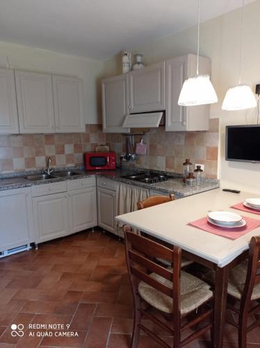 San Giuliano Terme Apartment | Agula Relais appartamento