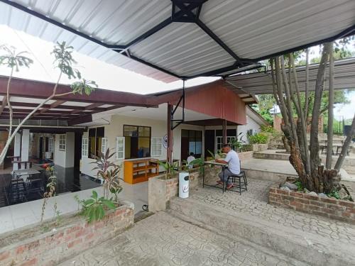 Sorong House | Agung Homestay And Foodie