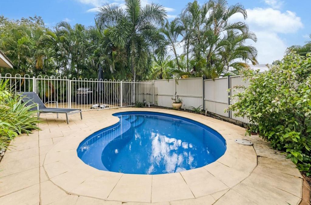Woolner House | Ah Mat Bungalow - Tropical Darwin Stay with Pool