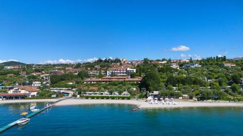 Moniga del Garda Hotel | AHG Riva Del Sole Hotel - Adults Only
