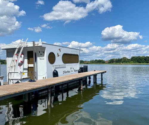 Werder Boat Rental | AhoiWerder Rollyboot Florina führerscheinfrei