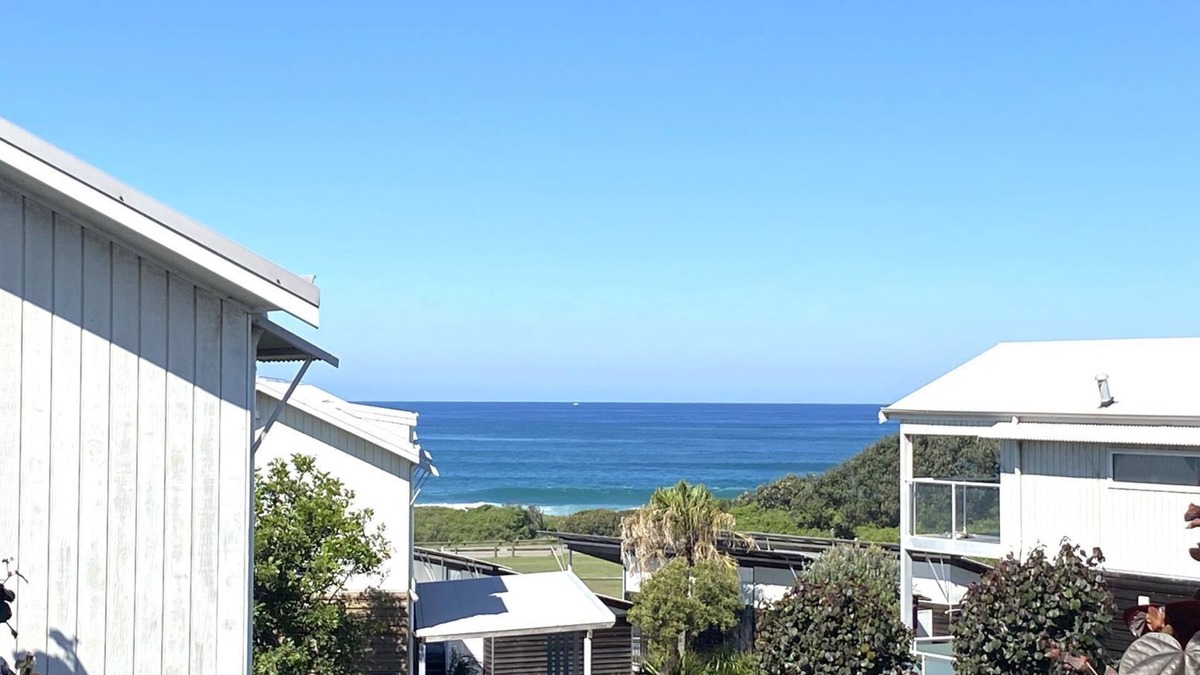Caves Beach Villa | Ahoy Villa at Caves Beach Villas