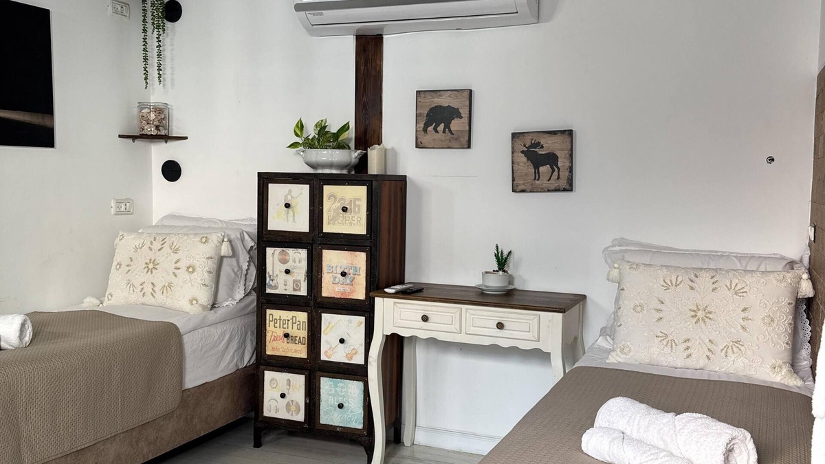 Hadera Hotel | Ahuzat Shaul SeaSide – Bed in Shared Room, Private Bath, Walk to the Beach