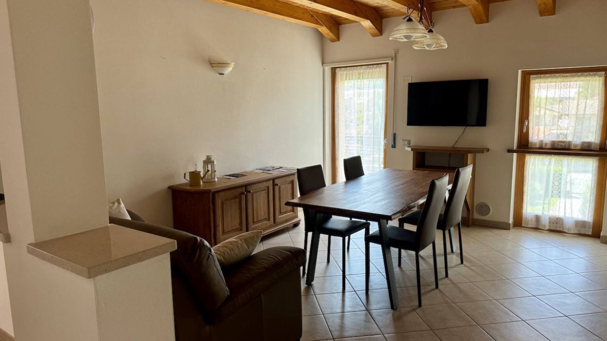 Feltre Apartment | Ai Fol 6 - Center and Station