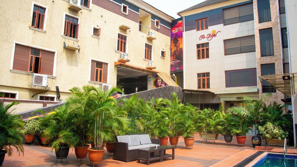 Ikorodu Hotel | Ai-Royal Hotel & Suites