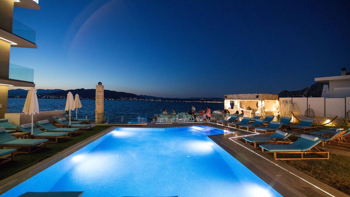 Salamis Hotel | Aianteion Bay Luxury Hotel & Suites