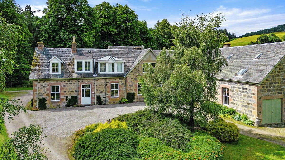Glen Urquhart Cottage | Aigas Holiday Cottages Old Dairy