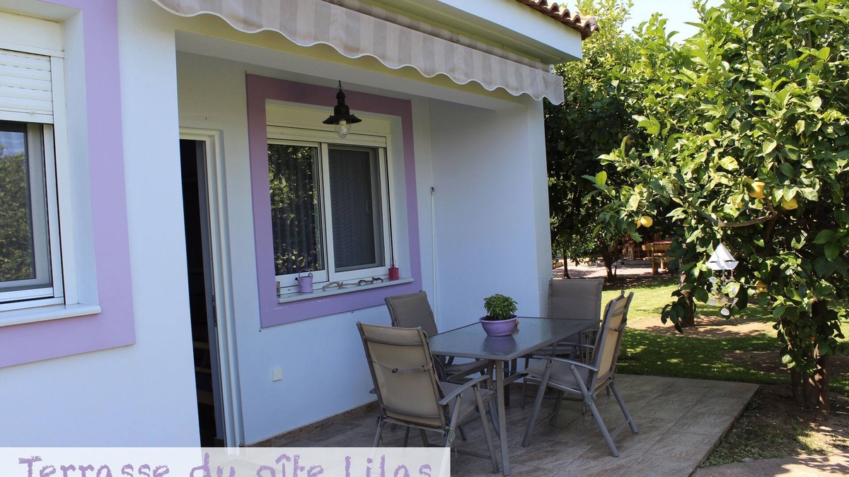 Valimitika Cottage | Aigion: country holiday home - Aigio