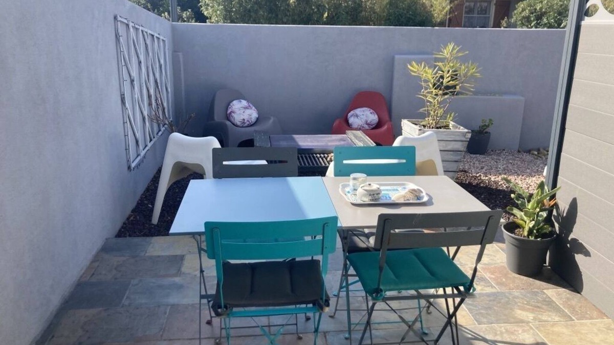 Lunel Apartment | Air-conditioned, fully renovated duplex with private terrace