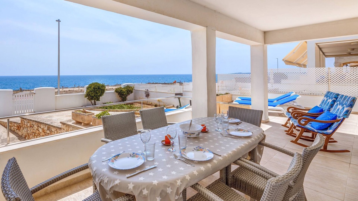Sa Rapita House | Air-Conditioned Holiday Home with Balcony, Terrace, Sea View & Wi-Fi
