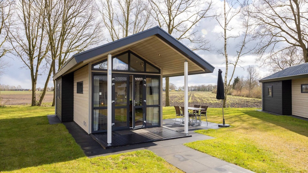 Hoge Hexel House | Air-Conditioned House in the Green Twente