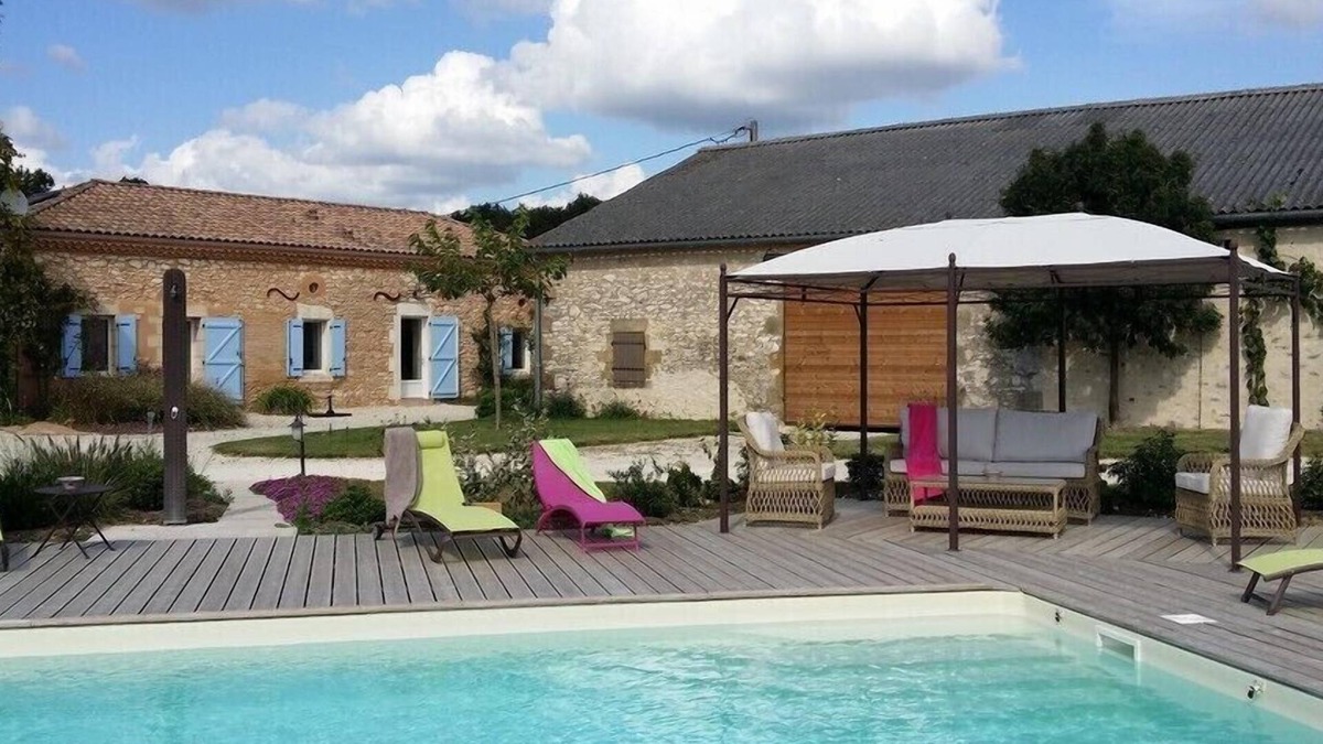 Lacaussade House | Air-conditioned house between Lot and Dordogne surrounded by nature private salt pool