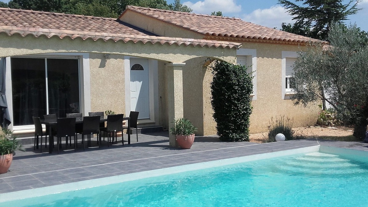 Euzet-les-Bains House | Air-conditioned Provencal house, swimming pool and pétanque court 100 m'away