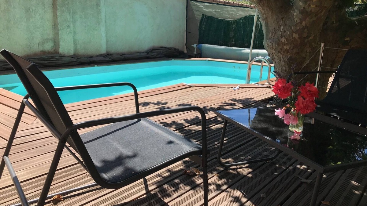 13th Arrondissement Bed & Breakfast | Air-conditioned room in a villa less than 10 km from Marseille's Vieux Port