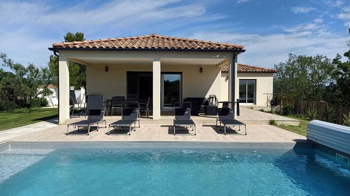 Potelieres Villa | Air-conditioned villa, sleeps 8, private pool, Gard limite Ardèche, Uzès