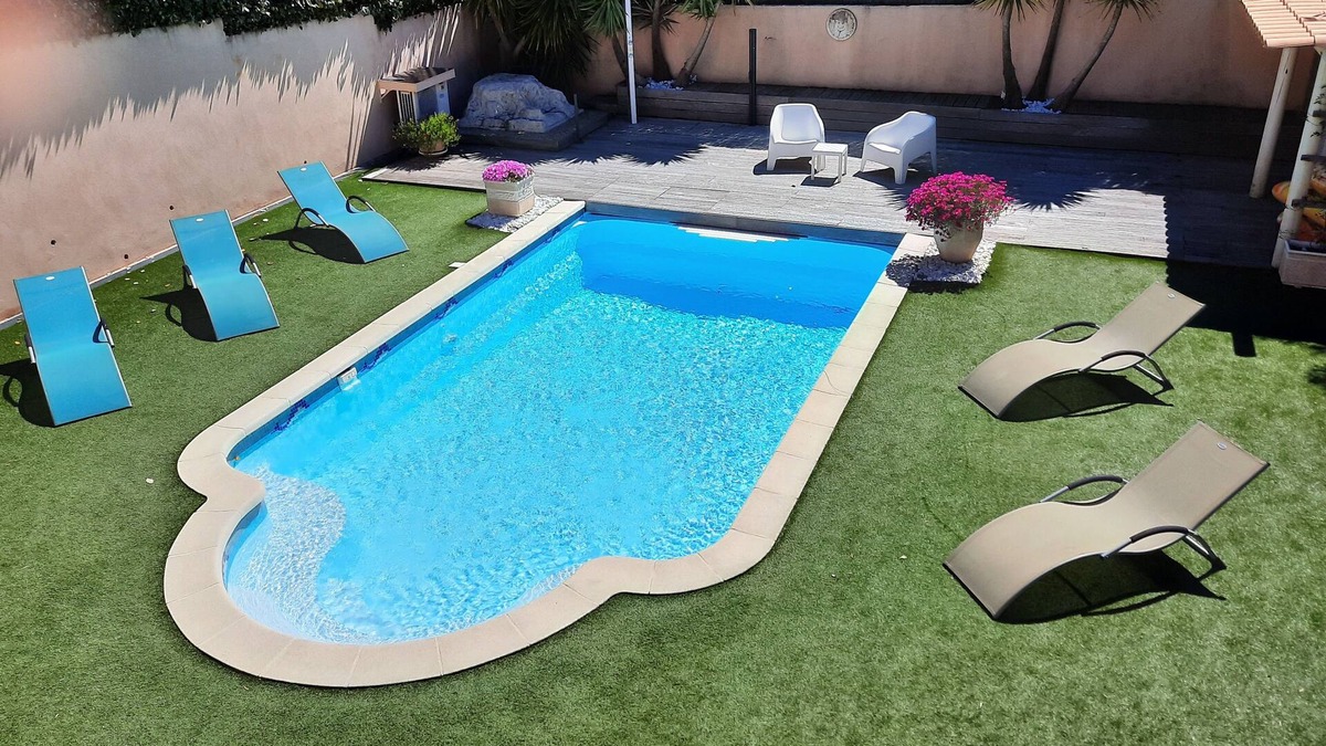Saint-Aygulf Villa | Air-conditioned villa for 6 people, private pool, sea 900m away. In St Aygulf