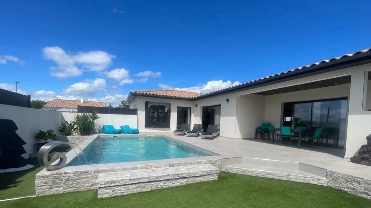 Aigremont Villa | Air-conditioned villa with pool and Cévennes view Discount from June 28 to July 12!