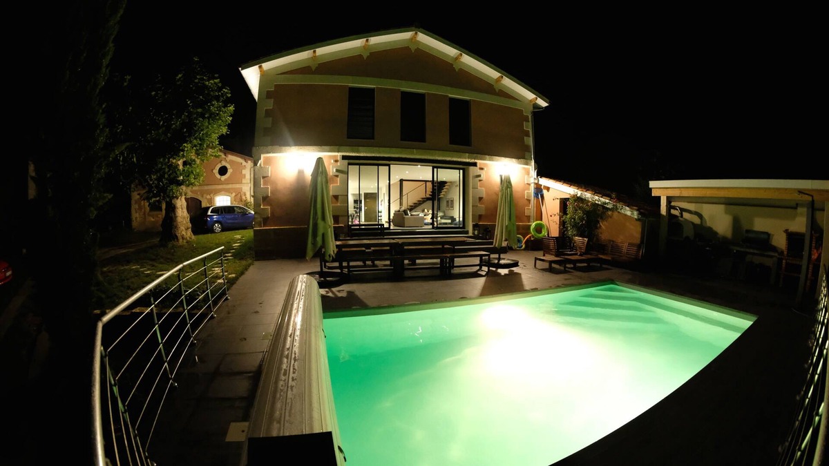 Bourg-sur-Gironde House | Air-conditioned villa in the vineyards with heated pool and spa