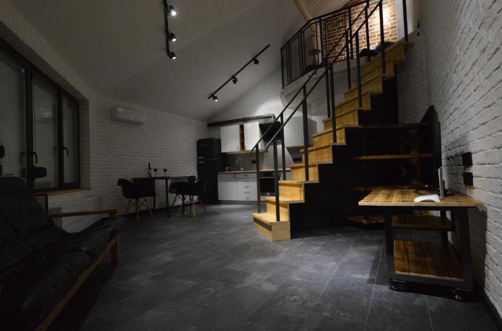 Solomjanskyj Apartment | Air Loft Apartment
