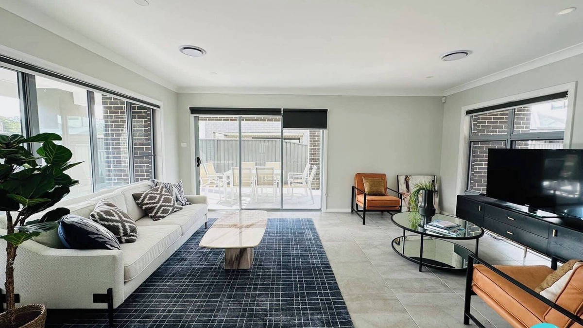 Denham Court House | Aircabin - Denham Court - Modern - 4 Beds House