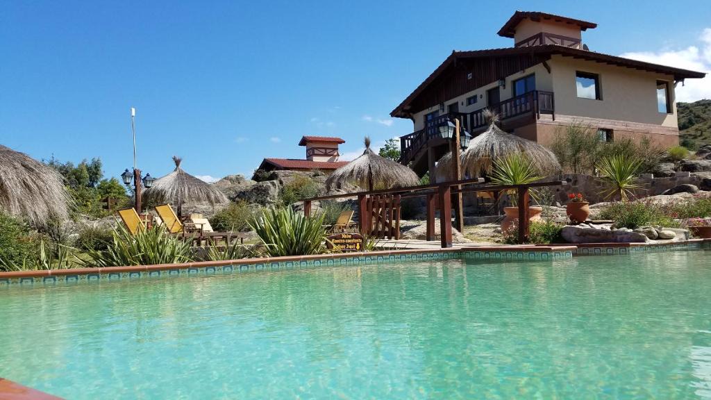 La Cumbrecita Hotel | Aires Serranos - Suites