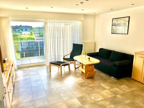 Lank-Latum Apartment | Airhome16, Wohnung in Messenähe