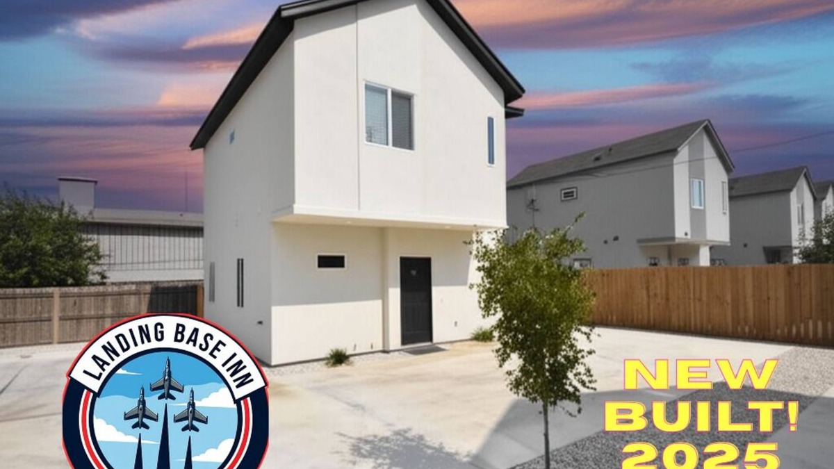West San Antonio House | Airman’s Retreat-Steps from Lackland BMT, Minutes to Downtown SA