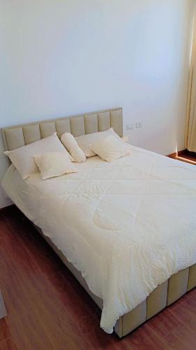 Bole Apartment | Airport bed and breakfast apartment