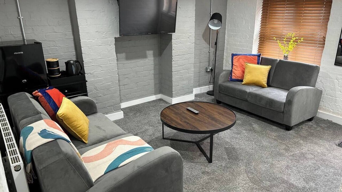Didsbury Apartment | Airport Hideaway