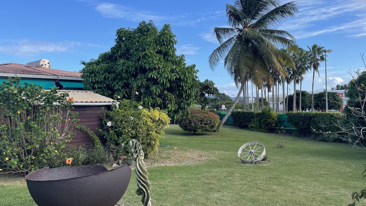 Ducos Hotel | Airport Hotel