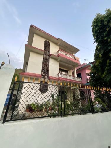 Kathmandu Valley House | Airport Inn