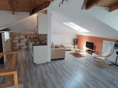 Paiania Apartment | Airport Loft , paiania