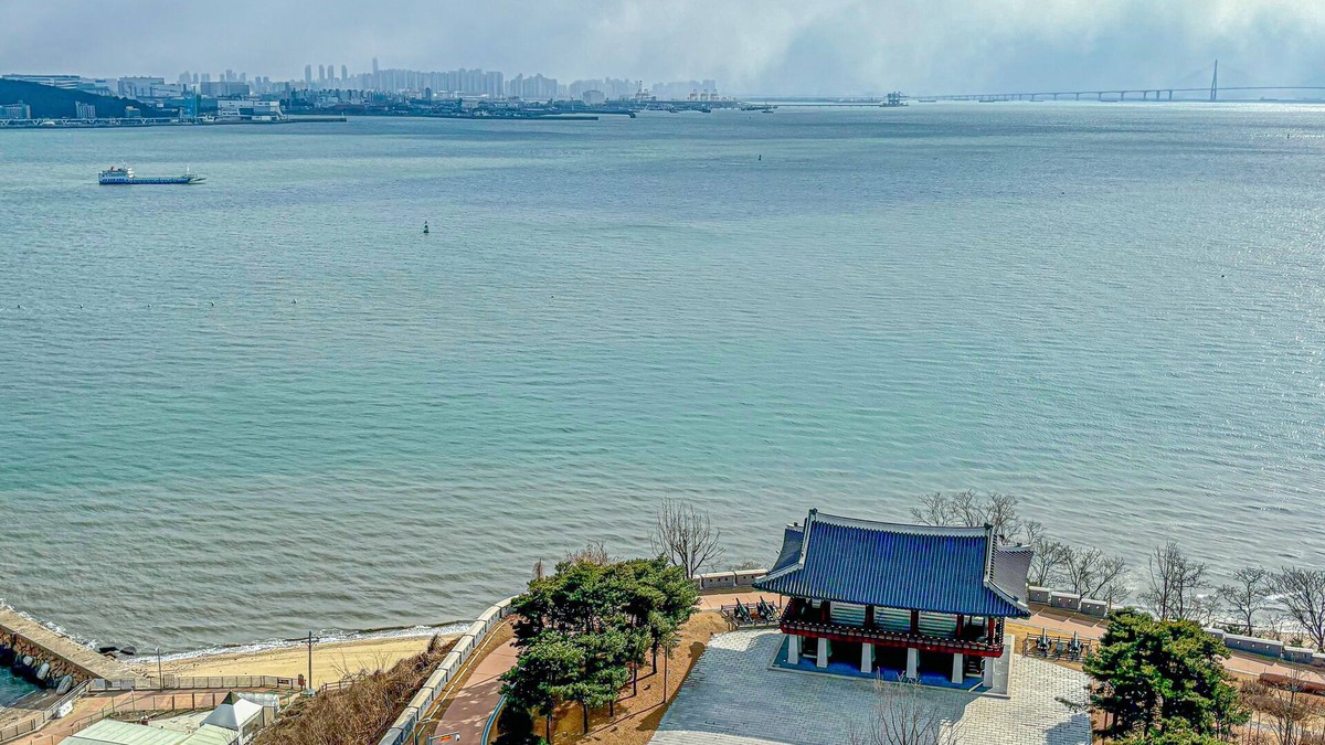 Yeongjong-dong Hotel | Airsky Hotel