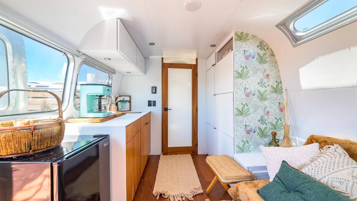 Valle House | Airstream w/ Private Hot Tub (Unit J) - 4 Person Airstream with Private Hot Tub