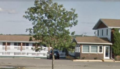 Cold Lake Hotel | Airways Motel