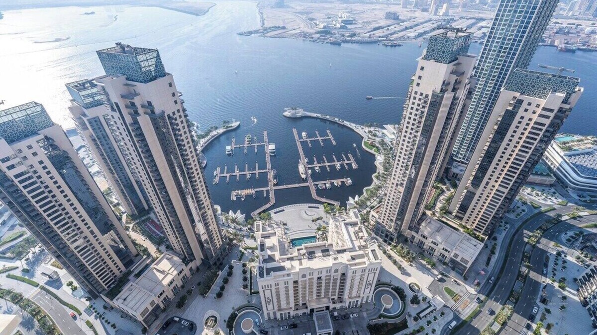 Dubai Apartment | Airy 5-Bedrooms Apartment at Harbour views with stunning scenery of Dubai Creek!