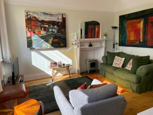 Sefton Park Apartment | Airy Apartment Sefton Park