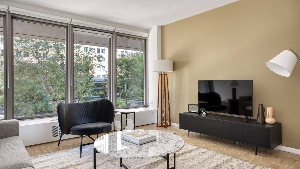 Prudential - St. Botolph Apartment | Airy Back Bay 1BR w/Gym, nr Copley Sq, by Blueground