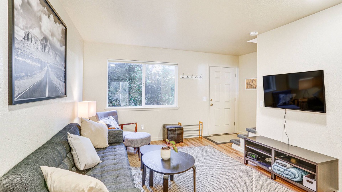 Rohnerville Apartment | Airy Fortuna Apartment with Deck!