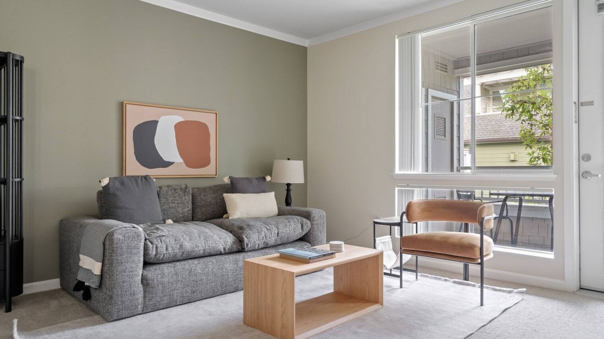 Central San Mateo Apartment | Airy San Mateo 1BR w/Clubhouse, Gym & W/D, nr Restaurants, by Blueground