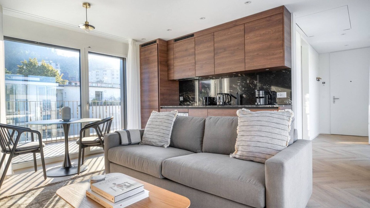 Wiedikon Apartment | Airy Wiedikon 1BR w/Storage & W/D, nr Market, by Blueground