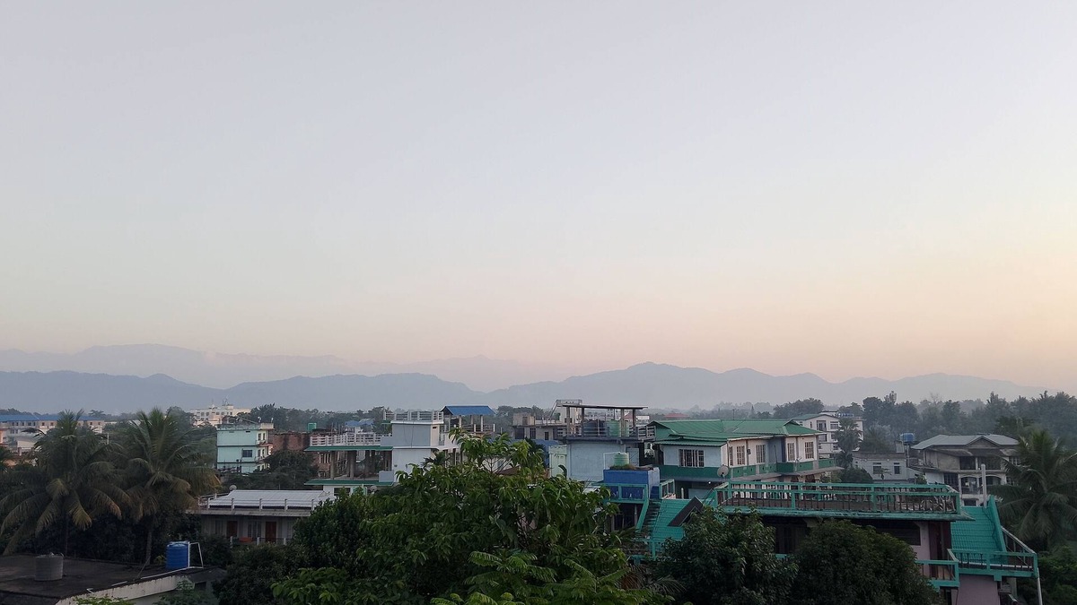 Henima Condo | AJEM-LAR HOMESTAY