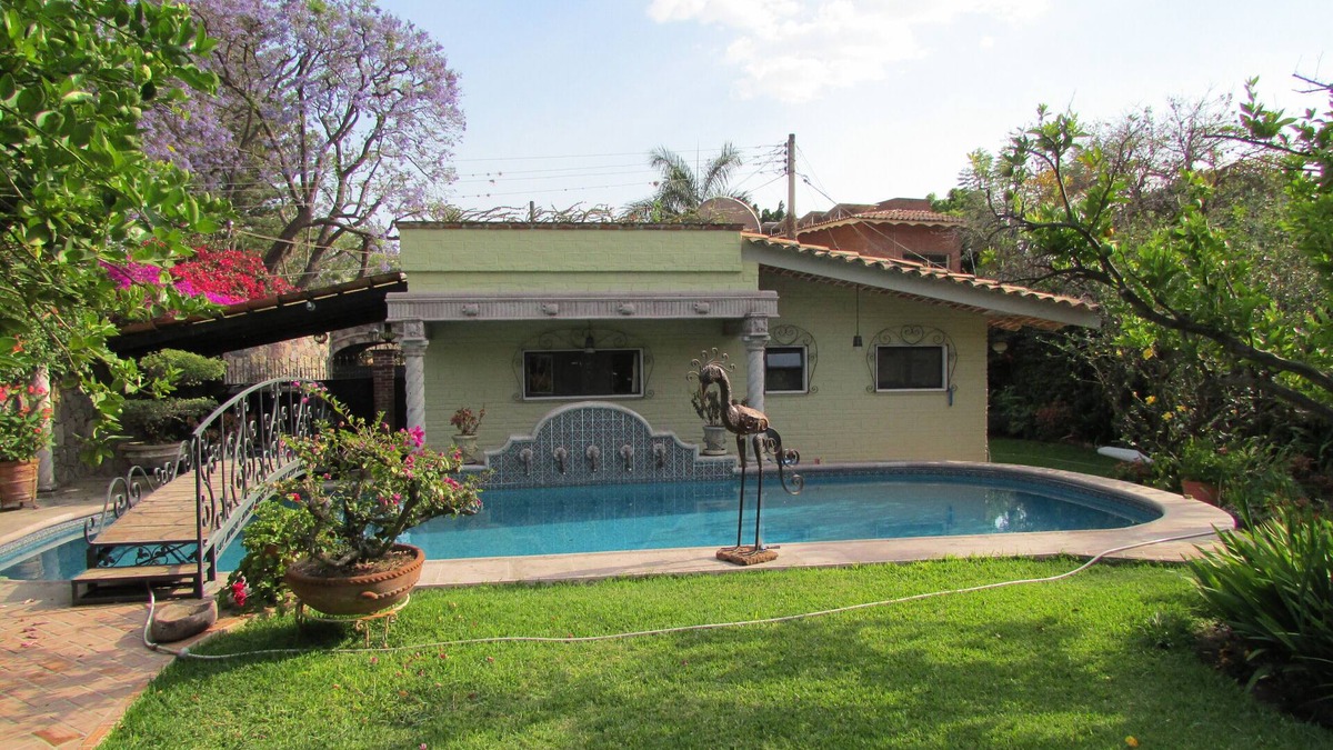 Ajijic Villa | Ajijic Centro. Tranquility, security & privacy - Exclusive use of 34' lap pool.