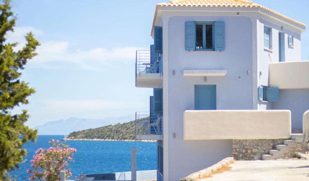 Aetos House | Akasha Suite IV