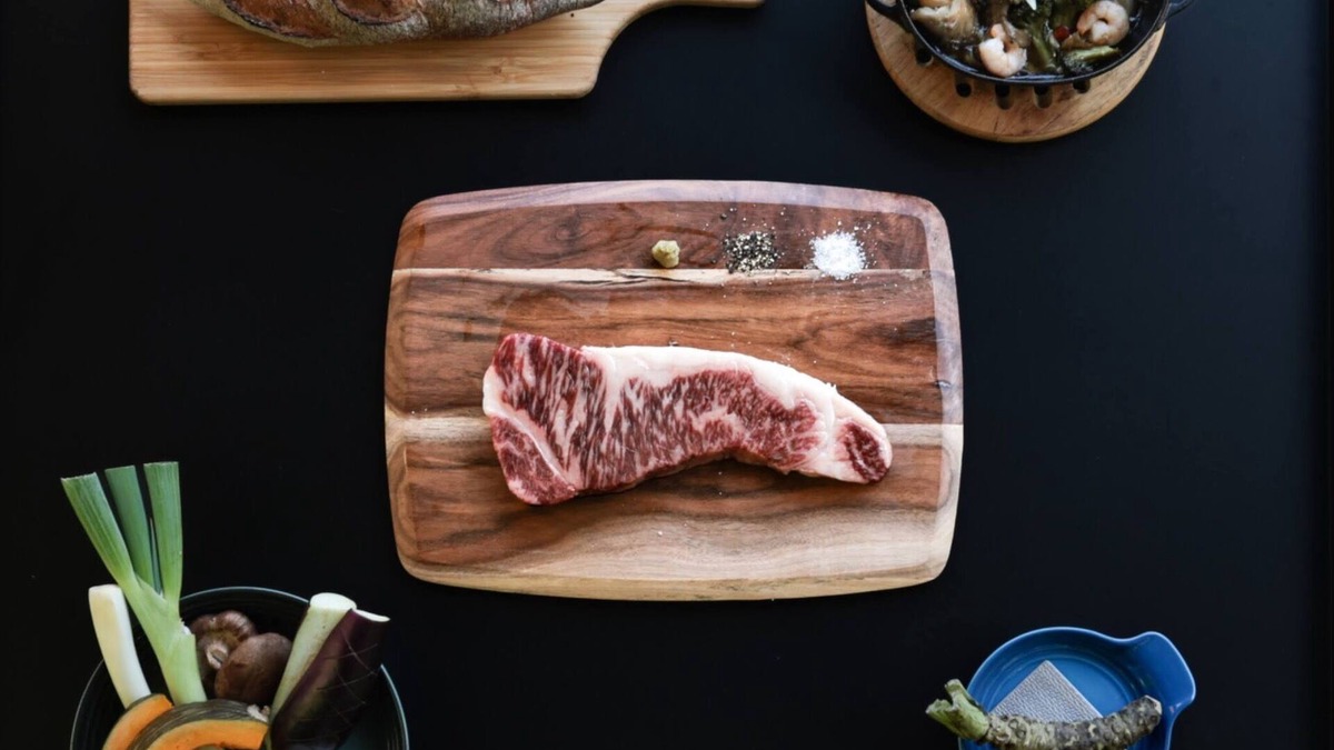 Hinohara RV Rental | Akigawa beef and Hinode Villageproduced raw wasa/Nishitama District Tokyo