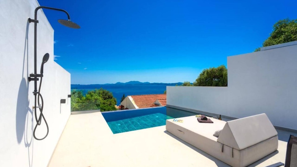Barbati House | Akrogiali Apartments