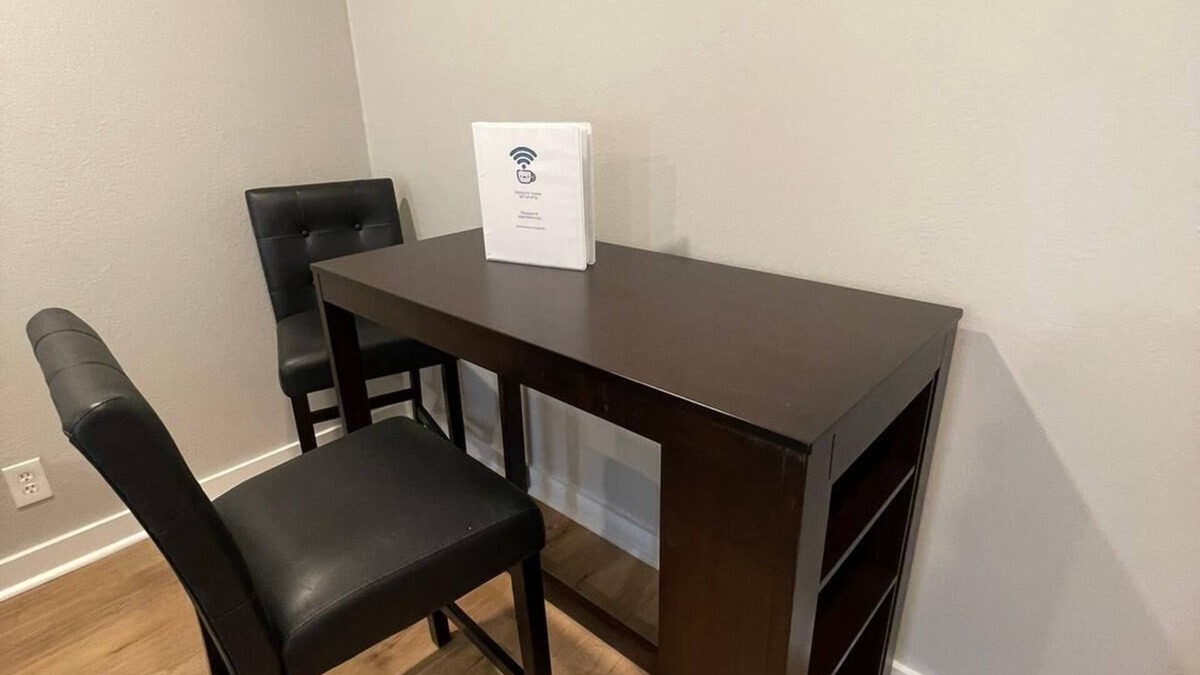 South Central Omaha Apartment | Aksarben Modern 1Bed ground level with parking