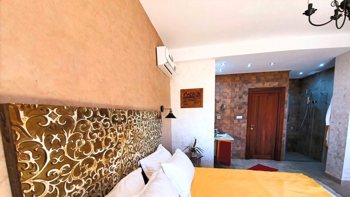 Hiboun House | AktivAparthotel Laourient with Restaurant, and possibility for half board